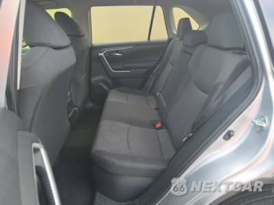 2025 Toyota RAV4 Hybrid XLE - zdjęcie 13 z 29 - miniatura