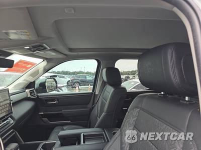 2024 Toyota Tundra Hybrid Limited Crew Cab Short Bed - zdjęcie 18 z 28 - miniatura