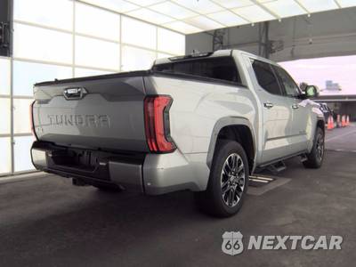 2023 Toyota Tundra Limited Crew Cab Short Bed - zdjęcie 4 z 22 - miniatura