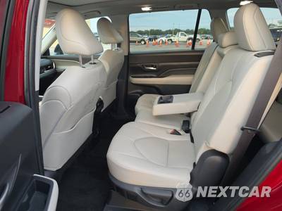 2024 Toyota Grand Highlander XLE - zdjęcie 13 z 41 - miniatura