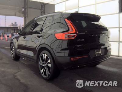 2024 Volvo XC40 B5 Plus Dark Theme - zdjęcie 6 z 21 - miniatura