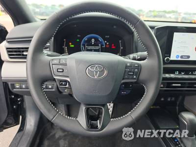 2026 Toyota Camry SE - zdjęcie 10 z 22 - miniatura