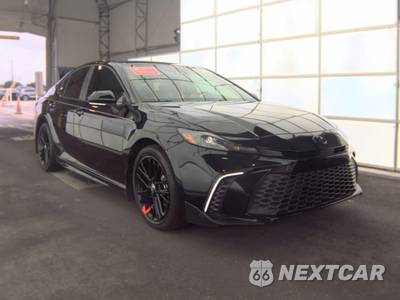 2026 Toyota Camry SE - zdjęcie 3 z 22 - miniatura
