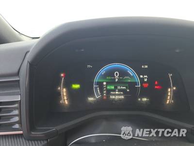2026 Toyota Camry SE - zdjęcie 12 z 26 - miniatura