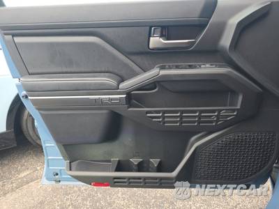2026 Toyota Tacoma TRD Off-Road Crew Cab Medium Bed - zdjęcie 9 z 20 - miniatura