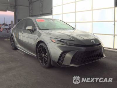 2026 Toyota Camry SE - zdjęcie 3 z 26 - miniatura