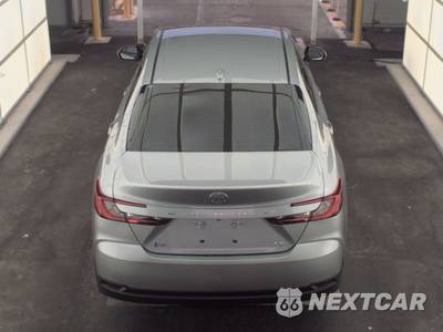 2026 Toyota Camry LE - zdjęcie 5 z 24 - miniatura