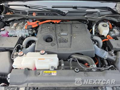 2025 Toyota Tundra i-FORCE MAX 1794 Edition Crew Cab Short Bed - zdjęcie 15 z 24 - miniatura