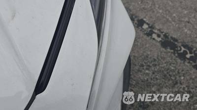 2026 Toyota Camry SE - zdjęcie 21 z 23 - miniatura