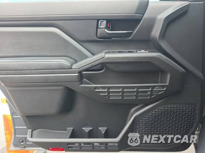 2024 Toyota Tacoma SR Crew Cab Medium Bed - zdjęcie 9 z 20 - miniatura