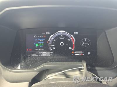 2025 Toyota Tundra Platinum Crew Cab Short Bed - zdjęcie 12 z 30 - miniatura