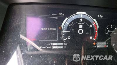 2025 Toyota Tundra Platinum Crew Cab Short Bed - zdjęcie 19 z 30 - miniatura