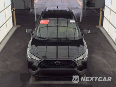2025 Toyota Corolla Cross LE - zdjęcie 2 z 18 - miniatura
