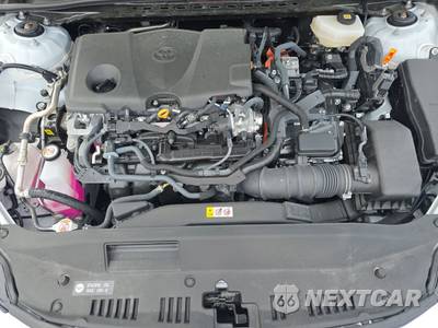 2026 Toyota Camry SE - zdjęcie 15 z 19 - miniatura