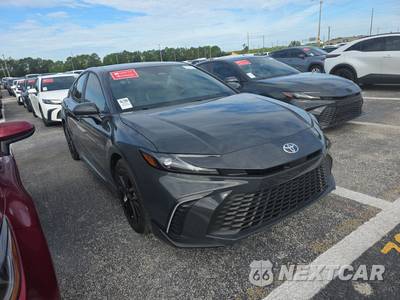 2026 Toyota Camry SE - zdjęcie 3 z 22 - miniatura