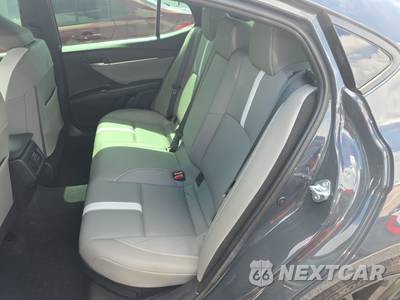 2026 Toyota Camry SE - zdjęcie 13 z 22 - miniatura