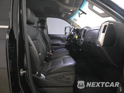 2018 GMC Sierra 2500HD SLT Crew Cab Medium Bed 4SA - zdjęcie 8 z 34 - miniatura