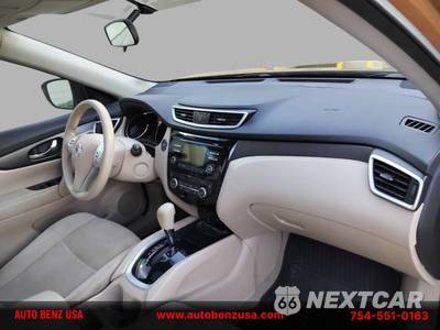 2015 Nissan Rogue SV - zdjęcie 9 z 23 - miniatura