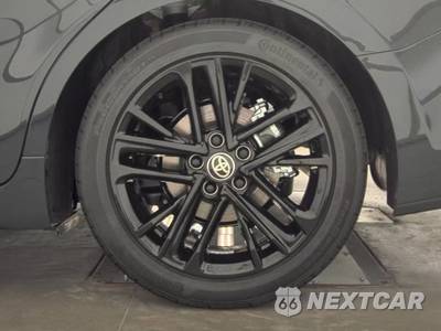 2026 Toyota Camry SE - zdjęcie 12 z 25 - miniatura