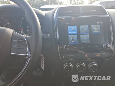 2026 Mitsubishi Outlander Sport 2.0 LE - zdjęcie 17 z 24 - miniatura
