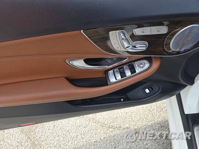 2019 Mercedes-Benz C 300 4MATIC Convertible - zdjęcie 9 z 19 - miniatura