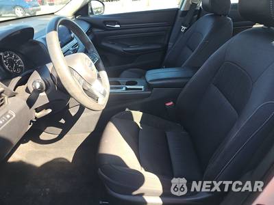 2020 Nissan Altima S - zdjęcie 7 z 44 - miniatura