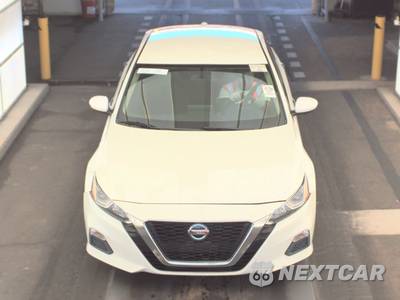 2020 Nissan Altima S - zdjęcie 2 z 44 - miniatura