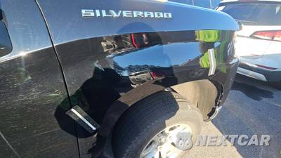 2020 Chevrolet Silverado 1500 LT Extended Cab Medium Bed 1LT - zdjęcie 20 z 34 - miniatura
