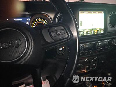 2021 Jeep Wrangler Unlimited 80th Anniversary - zdjęcie 17 z 24 - miniatura
