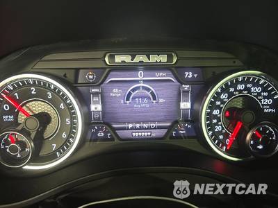 2022 Ram 1500 Big Horn Crew Cab Short Bed - zdjęcie 12 z 31 - miniatura