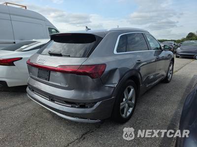 2019 Audi e-tron Prestige - zdjęcie 4 z 30 - miniatura