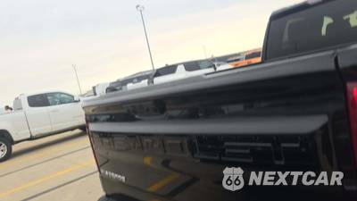2024 Chevrolet Silverado 1500 RST Crew Cab Medium Bed 1SP - zdjęcie 28 z 31 - miniatura