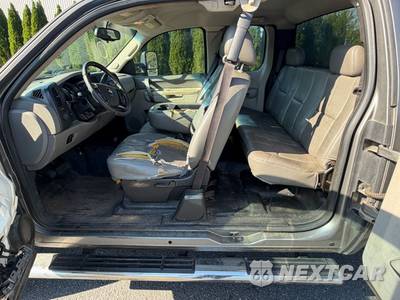 2013 Chevrolet Silverado 2500HD WT Extended Cab Long Bed 1WT w/Rear Doors - zdjęcie 17 z 24 - miniatura