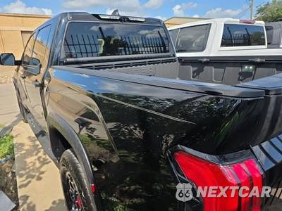 2025 Toyota Tundra i-FORCE MAX TRD Pro Crew Cab Short Bed - zdjęcie 6 z 21 - miniatura