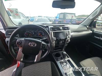 2022 Toyota 4Runner SR5 - zdjęcie 11 z 24 - miniatura
