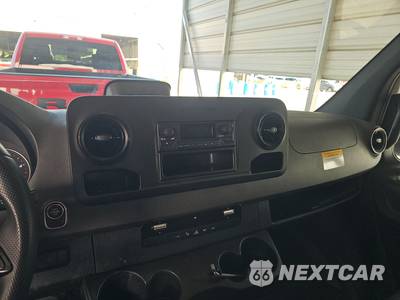 2025 Mercedes-Benz Sprinter 2500 Cargo Van Standard Roof 144.0" WB - zdjęcie 11 z 24 - miniatura