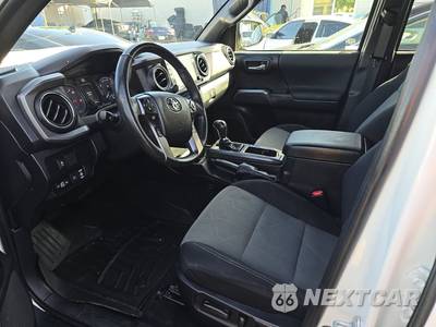 2022 Toyota Tacoma TRD Off-Road Crew Cab Medium Bed - zdjęcie 7 z 25 - miniatura