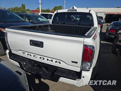 2022 Toyota Tacoma TRD Off-Road Crew Cab Medium Bed - zdjęcie 5 z 25 - miniatura