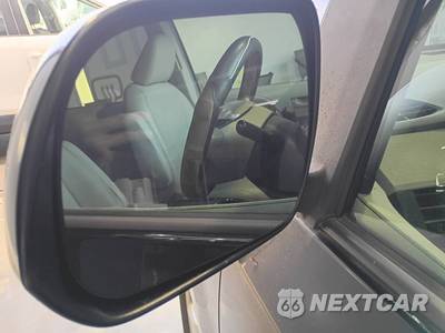 2013 Toyota Sienna LE 8-Passenger 119.3" WB - zdjęcie 23 z 36 - miniatura