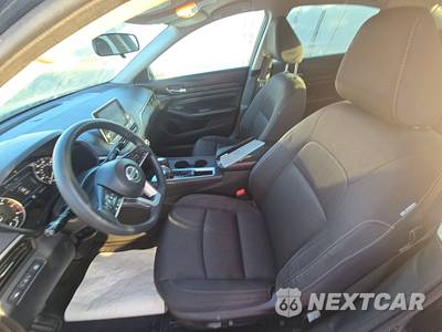 2020 Nissan Altima S - zdjęcie 7 z 17 - miniatura