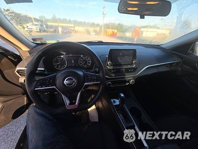 2020 Nissan Altima S - zdjęcie 11 z 17 - miniatura