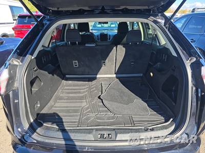 2024 Ford Edge SE - zdjęcie 16 z 32 - miniatura