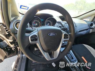 2018 Ford Fiesta SE Sedan - zdjęcie 10 z 17 - miniatura