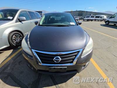 2014 Nissan Sentra SR - zdjęcie 2 z 44 - miniatura
