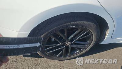2025 Toyota Camry SE - zdjęcie 26 z 32 - miniatura