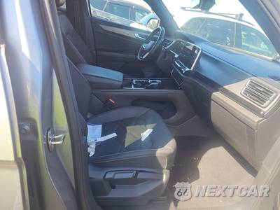 2025 Volkswagen Atlas Cross Sport 2.0T SE w/Technology - zdjęcie 8 z 29 - miniatura