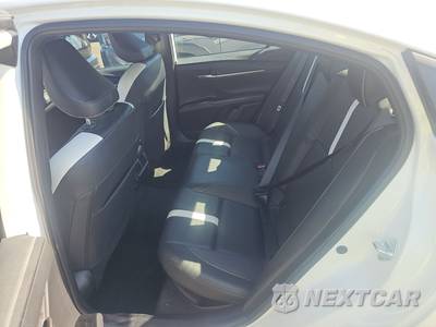 2025 Toyota Camry SE - zdjęcie 13 z 32 - miniatura