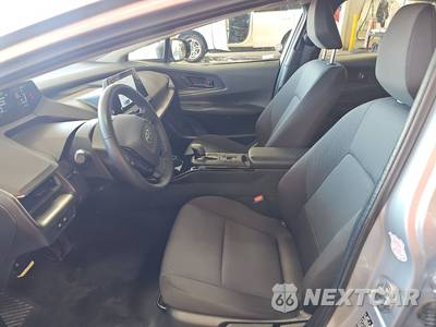 2025 Toyota Prius LE - zdjęcie 7 z 38 - miniatura