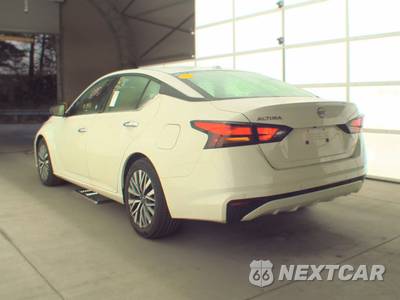 2025 Nissan Altima SV - zdjęcie 6 z 28 - miniatura