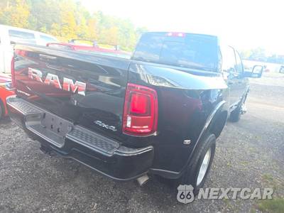 2026 Ram 3500 Limited Extended Crew Cab Medium Bed DRW - zdjęcie 4 z 21 - miniatura